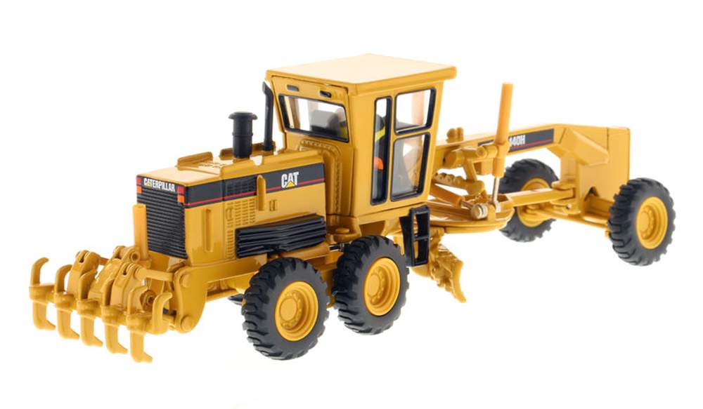 thumbnail image 2 of Diecast Masters CAT 14M3 Caterpillar Motor Grader 1/50 Neu OVP 2 of 12