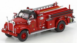 Mack B Fire Pumper "Chicago Fire Dept." *** Bad Blister Card ***