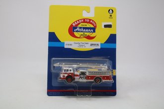 Ford C Fire Telesqurt (Red w/White Roof) Ford C Fire Telesqurt (Red w/White Roof)