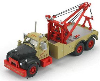 Mack B Tow Truck "Cooter's Garage"