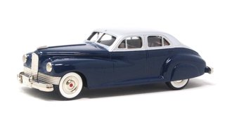 1946 Packard Super Clipper (Dark Blue/Silver)