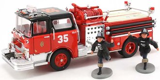 Mack CF Pumper "Chicago Fire Dept." w/Firemen