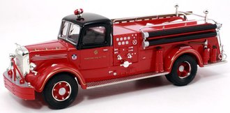 Mack L Pumper (Closed) "Chicago Fire Dept."