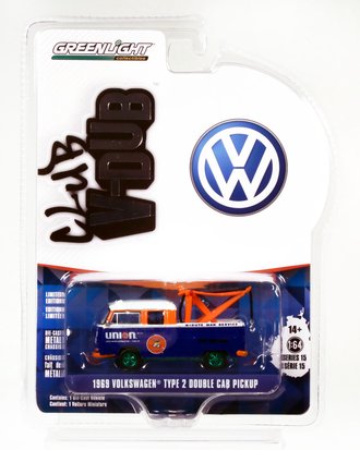 Chase 1:64 1969 Volkswagen Double Cab Pickup w/Drop in Tow Hook "Union 76"