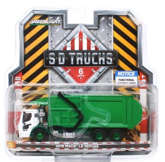 Chase 1:64 2019 Mack LR Refuse Truck