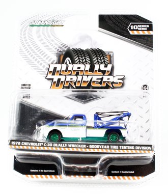 Chase 1:64 Dually Drivers Series 10 - 1972 Chevrolet C-30 Dually Wrecker "Goodyear Tire"