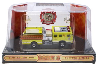 1:64 Seagrave Fire Pumper "Los Angeles, CA #51" - Canadian Edition