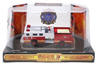 1:64 Seagrave Fire Pumper "Louisville, KY #6"