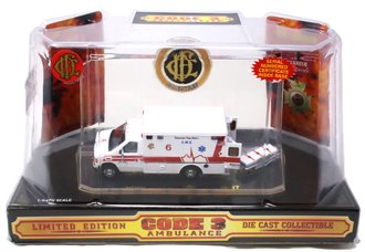 1:64 Ford E-350 Ambulance "Chicago, IL #6"