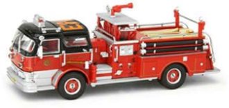 1:64 Mack C Fire Pumper "Chicago Fire Dept. Engine 18"