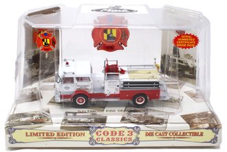 1:64 Mack C Fire Pumper "Baltimore, MD #34"