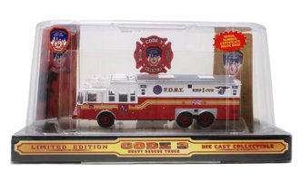1:64 Saulsbury Heavy Rescue Truck "FDNY Rescue 1" 1:64 Saulsbury Heavy Rescue Truck "FDNY Rescue 1"