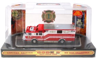 1:64 Pierce Heavy Rescue Truck "Saddlebrook Rescue 1"