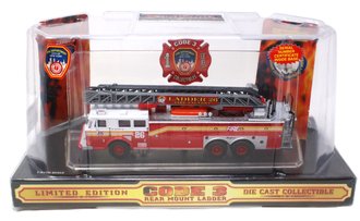 1:64 Seagrave Rear Mount Ladder Truck "FDNY Ladder #26 - Fire Factory"