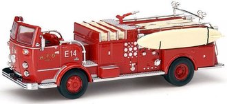 1:64 Crown Fire Pumper "Honolulu Fire Dept. Engine 14" 1:64 Crown Fire Pumper "Honolulu Fire Dept. Engine 14"
