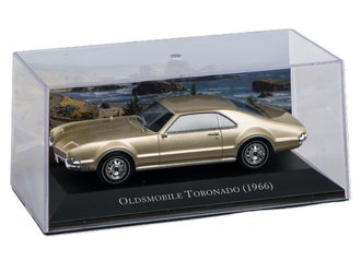 1:43 1966 Oldsmobile Toronado (Gold)