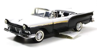 1:24 1957 Ford Skyliner Convertible (Black/White) 1:24 1957 Ford Skyliner Convertible (Black/White)