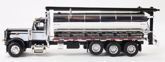 1:64 Peterbilt 389 Tri-Axle w/Ledwell Classic Bulk Feed Body 1:64 Peterbilt 389 Tri-Axle w/Ledwell Classic Bulk Feed Body