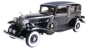 1:24 1932 Cadillac V-16 Fleewood Sedan (Black)