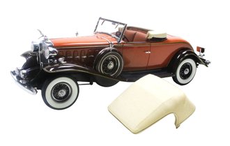 1:24 1932 Cadillac V-16 Roadster (Cinnamon/Chestnut) - Limited Edition