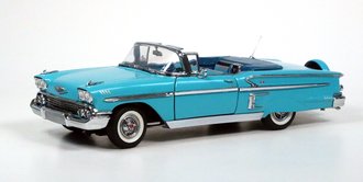 1:24 1958 Chevrolet Impala Convertible (Turquoise) *** Very Minor Paint Rash ***