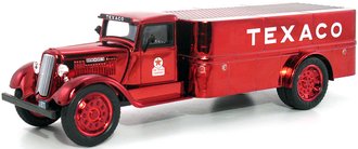 1:38 Texaco #19 1935 Dodge Platform Tanker Truck (Red Chrome) (Special Edition)