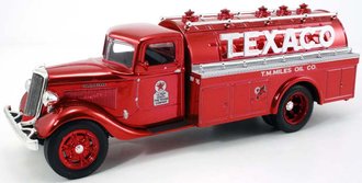 Texaco #22 1939 Studebaker Tanker (Red Chrome) (Special Edition)