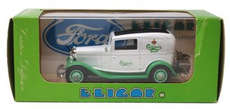 1:43 1932 Ford V8 Delivery Sedan "Carlsberg Beer" (White/Green) 1:43 1932 Ford V8 Delivery Sedan "Carlsberg Beer" (White/Green)