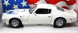 1:18 1973 Firebird Trans AM (White w/Blue Firebird)