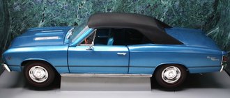 1:18 1967 Chevelle L-78 (Blue w/Black Top)