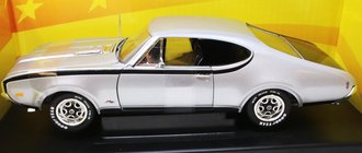 1:18 1968 Hurst Olds (Silver)