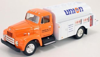 1:34 1957 International Oil Tanker "Union 76" *** Inner Box Only ***