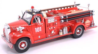 1:34 1960 Mack B-61 Fire Truck "Chicago Fire Dept." (Closed Cab) *** Inner Box Only ***