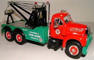 1960 Mack B-61 Tow Truck "Texaco - Paragon Oil"