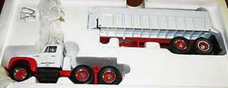 1959 International w/Dump Trailer "Sand & Gravel" 1959 International w/Dump Trailer "Sand & Gravel"