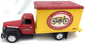 1:34 1951 Ford Dry Goods Van "National Motorcycle Museum" (Bank) 1:34 1951 Ford Dry Goods Van "National Motorcycle Museum" (Bank)