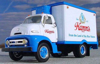 1:34 1953 Ford Straight Truck "Hamm's Beer" w/Reefer Unit & Lift Gate