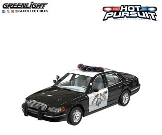 1:24 Hot Pursuit - 1998 Ford Crown Victoria Police Interceptor "California Highway Patrol"