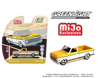 1:64 1972 Chevrolet C-10 Short Bed Custom (Mustard Yellow w/White Two-Tone) 1:64 1972 Chevrolet C-10 Short Bed Custom (Mustard Yellow w/White Two-Tone)