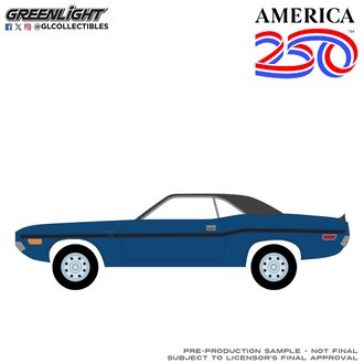 1:64 Anniversary Collection Series 18 - America 250 Edition - 1970 Dodge Challenger