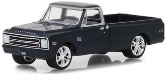 1:64 1967 Chevrolet C-10 "Chevrolet Performance Centennial Edition"