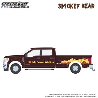 1:64 Smokey Bear Series 5 - 2022 Ford Super Duty F-450 King Ranch "Prevent Range Fires"
