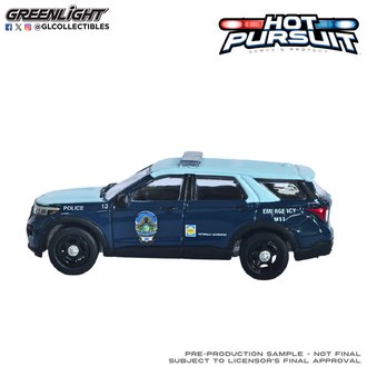 1:64 Hot Pursuit Series 48 - 2022 Ford Police Interceptor Utility - Nashua (NH) Police Dept.