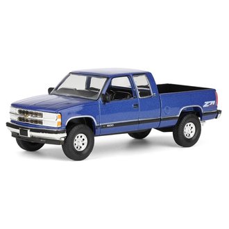 1:64 Lifted 1998 Chevy Silverado 1500 Extended Cab Pickup Truck (Indigo Blue) 1:64 Lifted 1998 Chevy Silverado 1500 Extended Cab Pickup Truck (Indigo Blue)