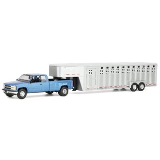 1:64 1998 Chevy Silverado 3500 Extended Cab w/Gooseneck Livestock Trailer (Light Stellar Blue) 1:64 1998 Chevy Silverado 3500 Extended Cab w/Gooseneck Livestock Trailer (Light Stellar Blue)