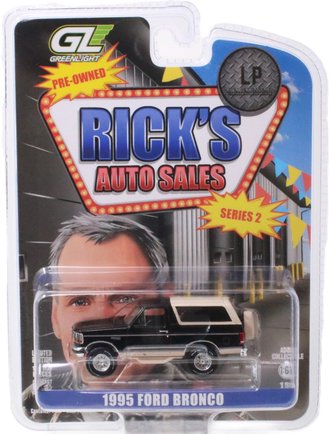 1:64 Rick's Auto Sales Series 2 - 1995 Ford Bronco (Black/Tan)