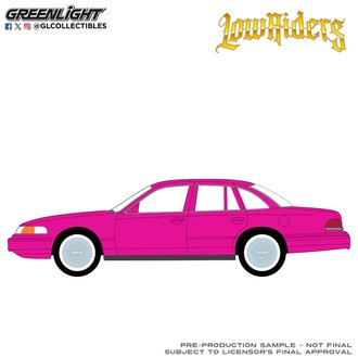 1:64 Lowriders Series 8 - 1996 Ford Crown Victoria (Bubblegum Pink)