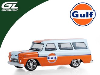 1:43 1966 Chevrolet Suburban "Gulf" 1:43 1966 Chevrolet Suburban "Gulf"