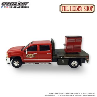 1:64 The Hobby Shop Series 17 - 2016 Chevrolet Silverado 3500HD Dually Flatbed w/Tool Cabinet