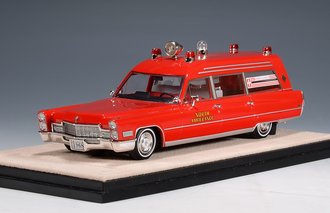 1:43 1968 Cadillac Miller-Meteor Ambulance (Red)